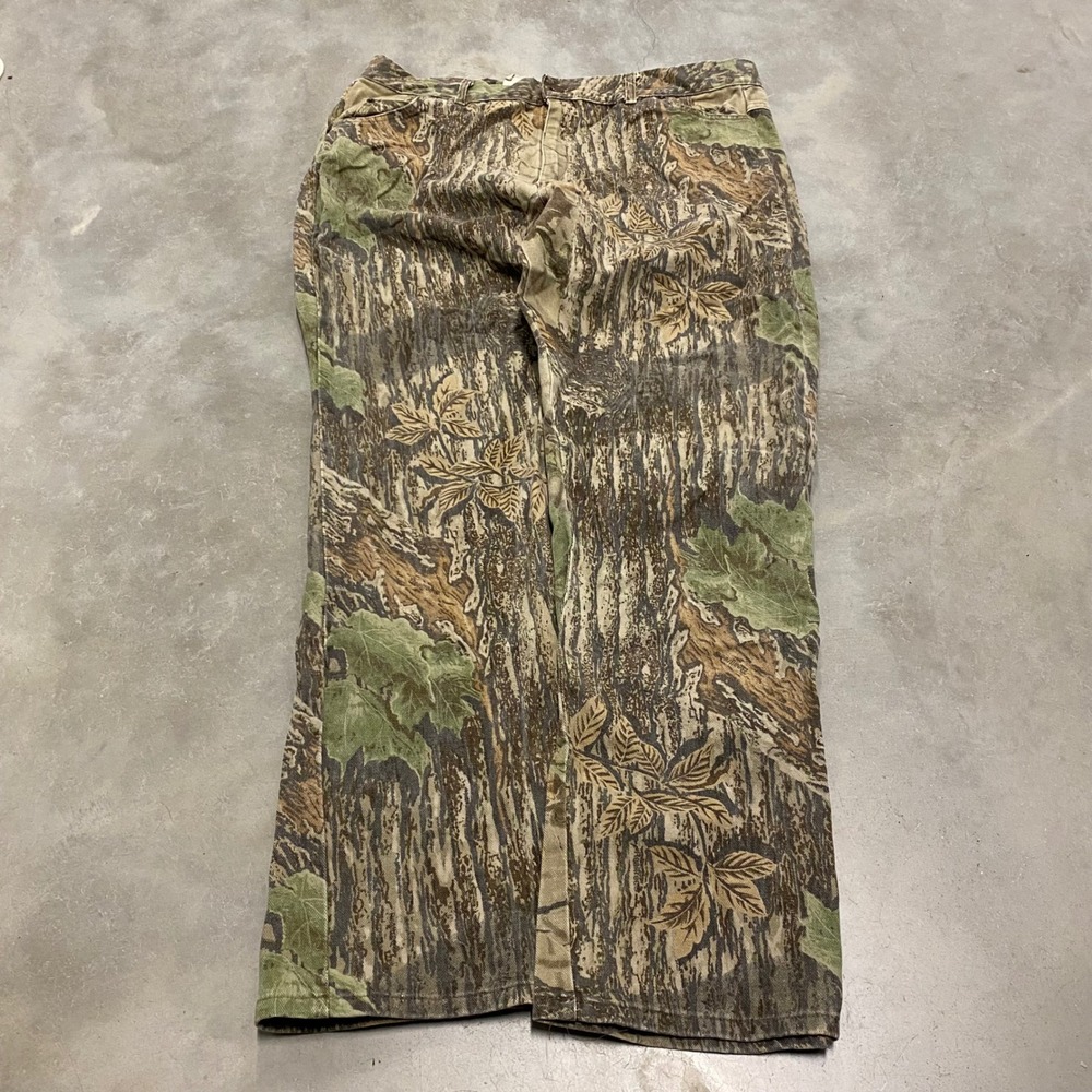 Duxbak Men's Camo Cargo Pants Size 40x32 Hunting Outdoor Realtree - Picture 1 of 4